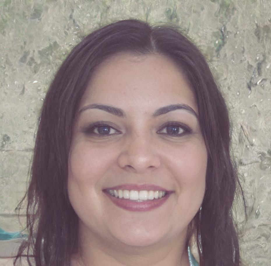 Program instructor Linda Chen